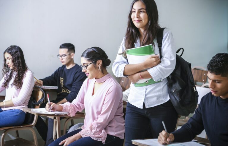 How to Study in France Without IELTS from Pakistan