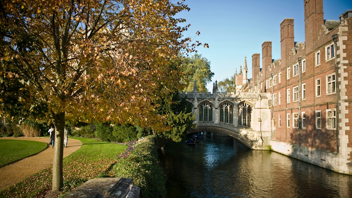 A quiet river in Cambridge