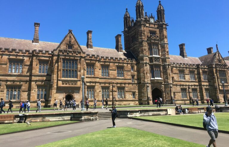 PhD in Australia for Pakistani Students 2027/2028: RTP Scholarship, Application Process, Universities & Visa