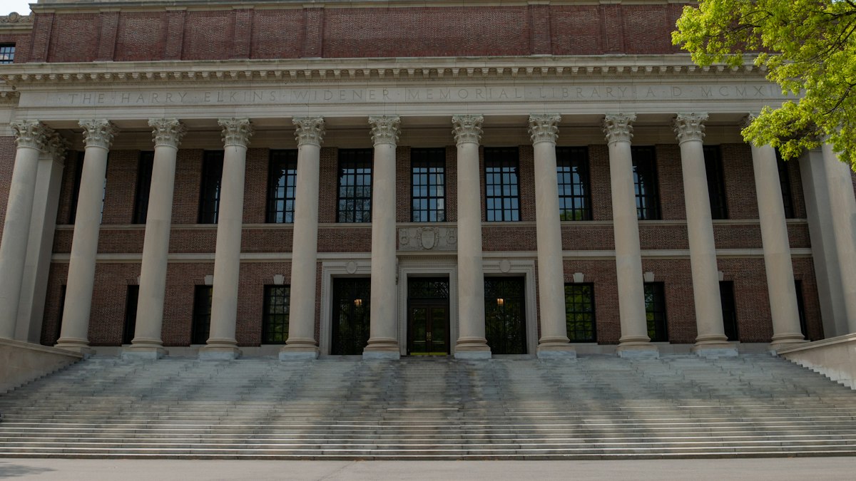 Columns of a grand university library