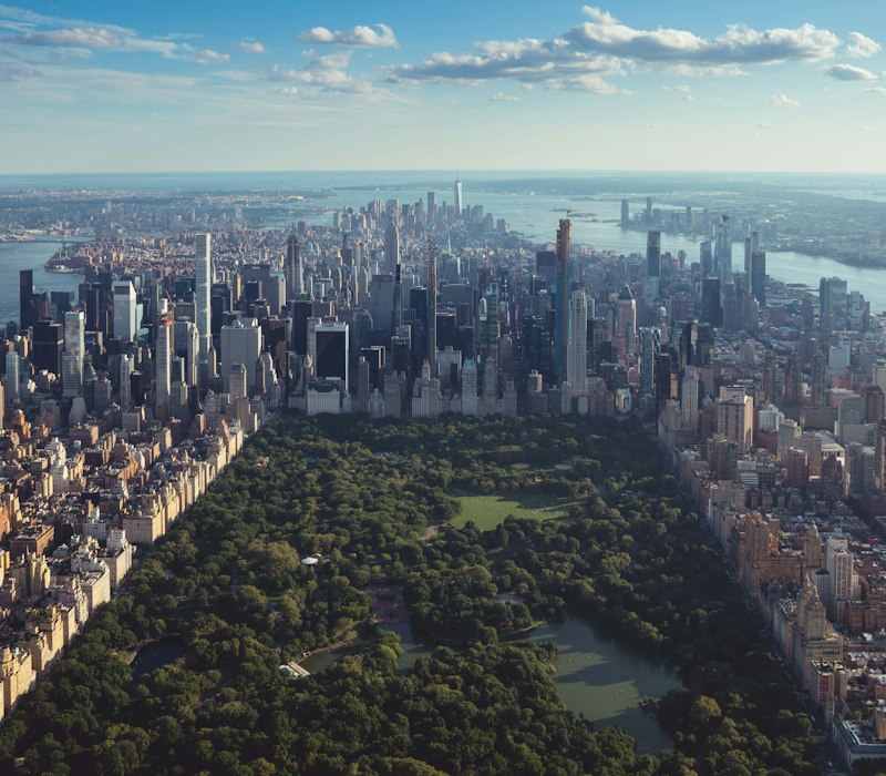 Central Park and the Manhattan skyline from above